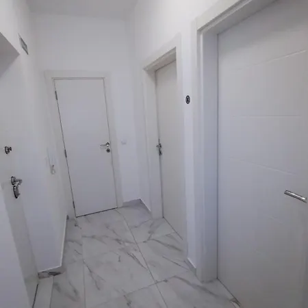 Nina Centar * Sombor